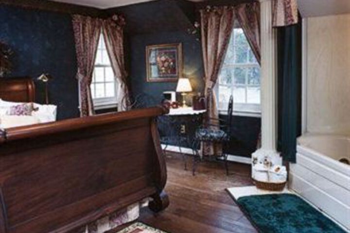 Room 33 of 58