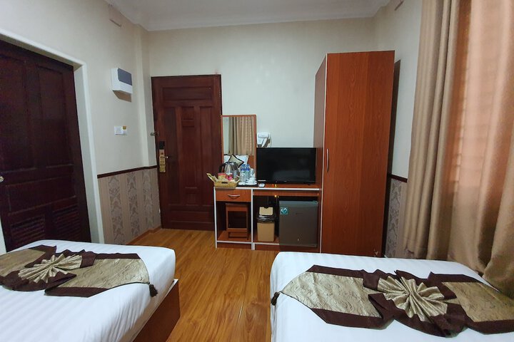 Room 21 of 43