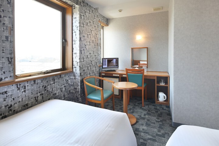 Room 17 of 45