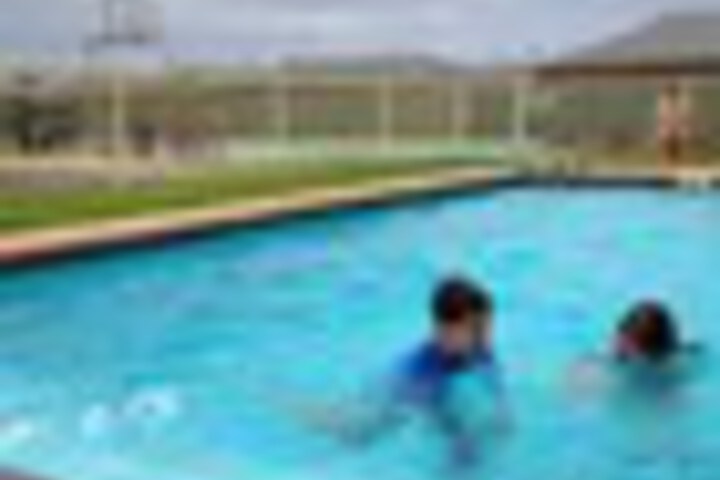Pool 53 of 75