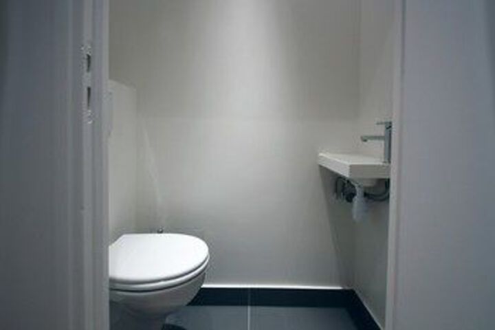 Room 12 of 71