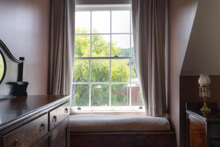 Classic Double Room in Carriage House Second Floor (8 of 12)