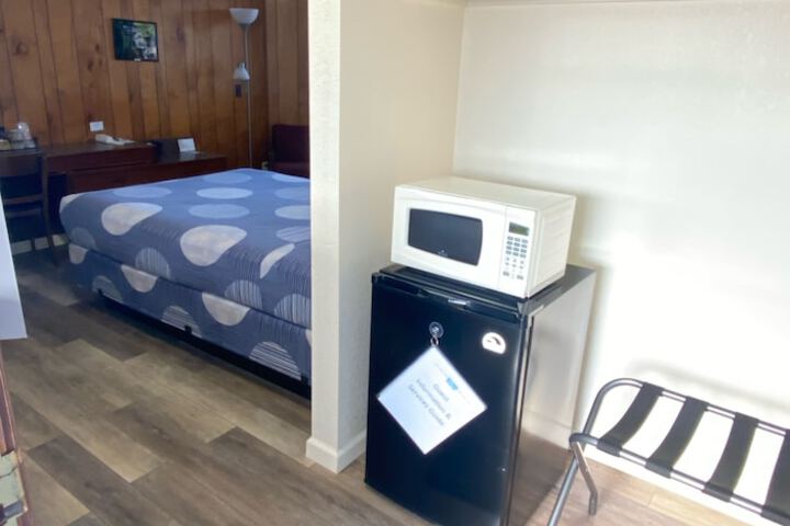 Room 6 of 41