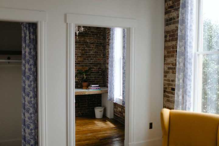 Room 16 of 92