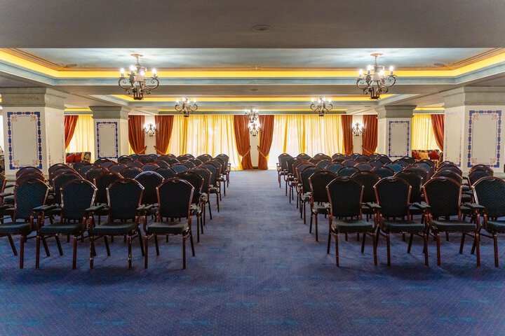 Meeting 142 of 163