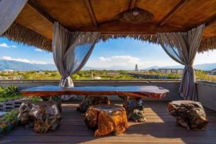 Ling He Boutique Inn