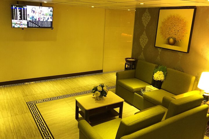 Hotel Interior 9 of 73