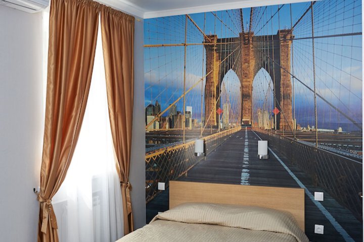 Room 35 of 53