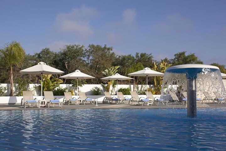 Pool Hotel