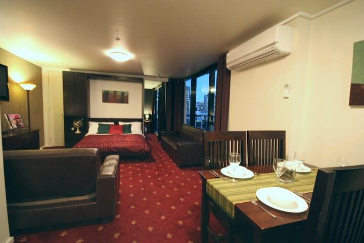 Room 21 of 66
