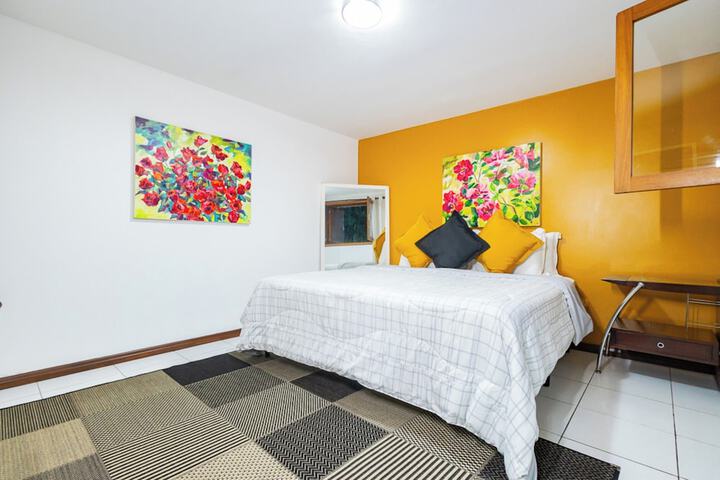 Room 30 of 314