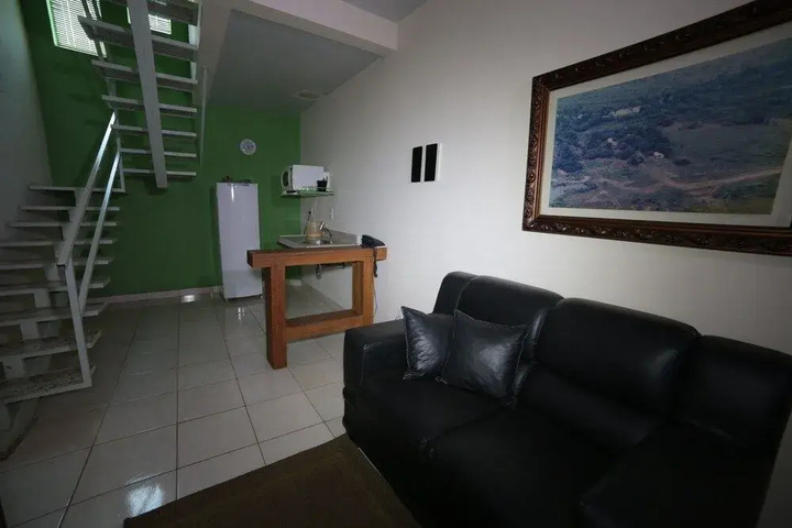Room 12 of 18