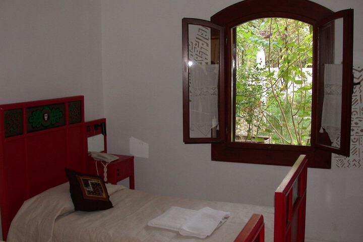 Room 3 of 30