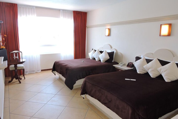 Room 10 of 60