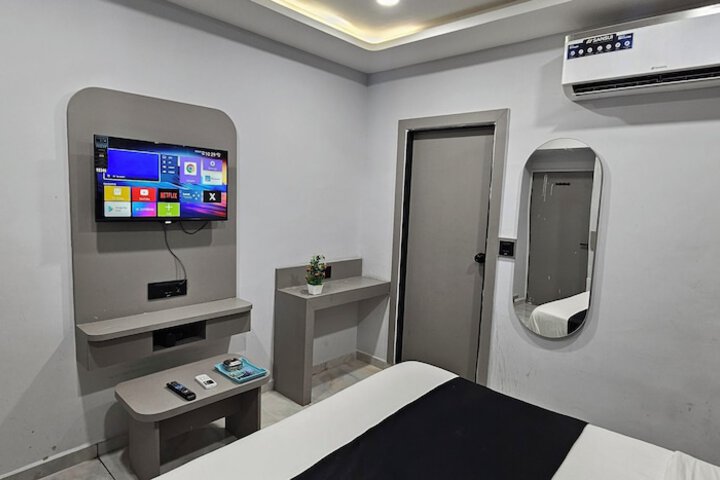 Room 7 of 25