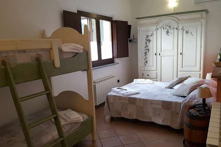 Room 36 of 161