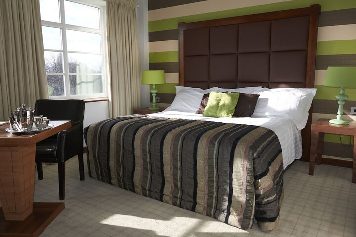 Room 10 of 83