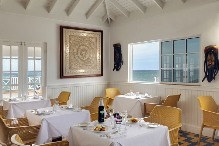 Dining 86 of 141