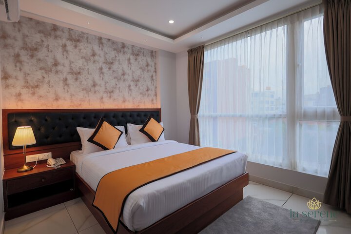 Room 10 of 22