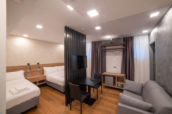 Room 12 of 47