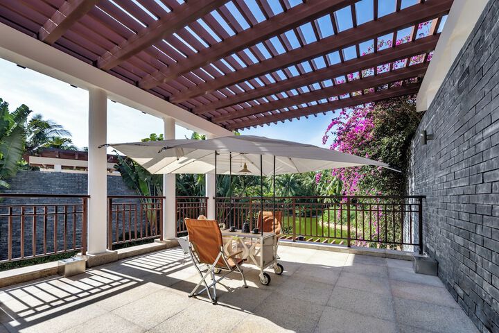 Terrace/Patio 25 of 58