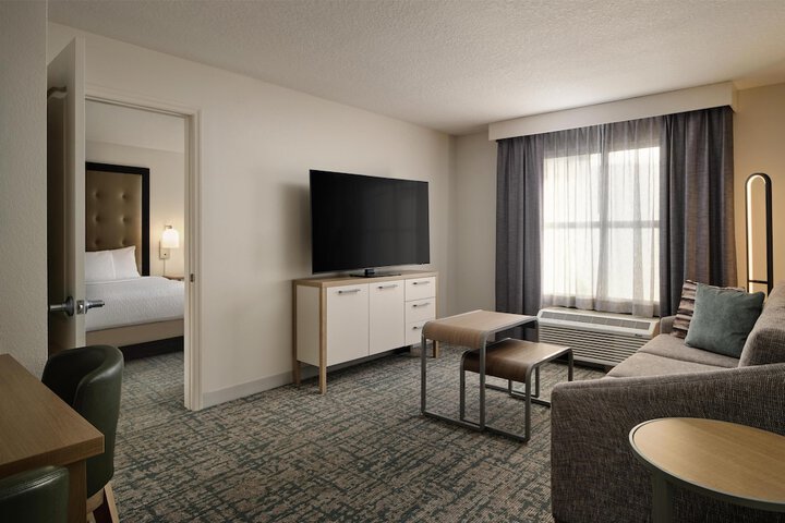 Room 12 of 42
