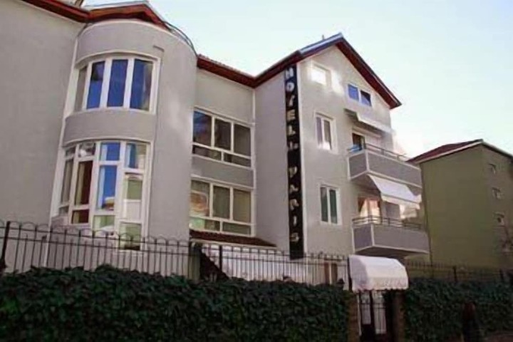 Hotel de Paris