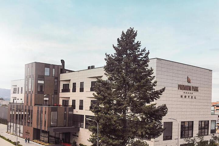Premium Park Hotel