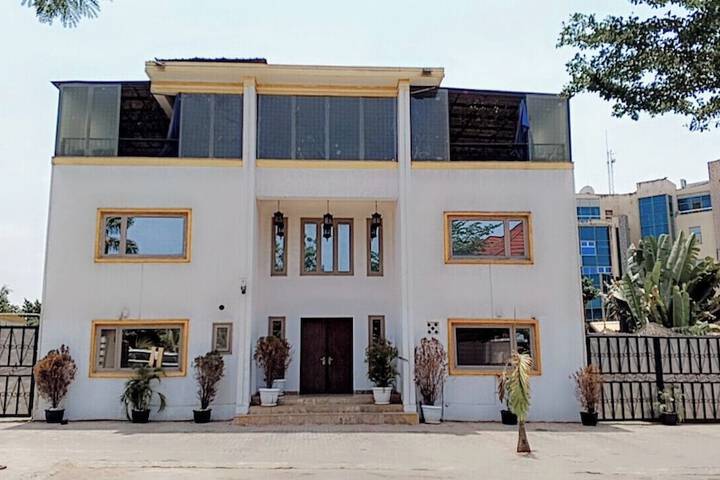 Nuitdeparis quest house and restaurant in Abuja