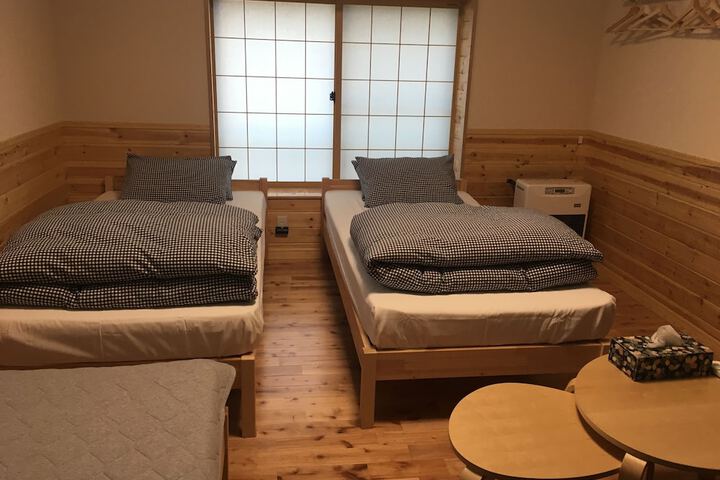 Room 7 of 46