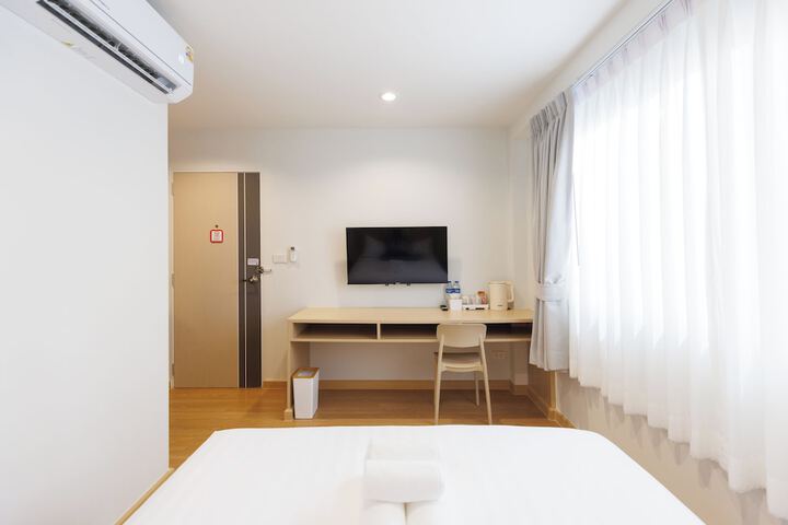 Room 26 of 53