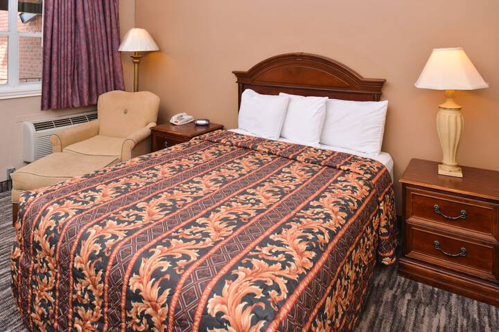 Room 5 of 35