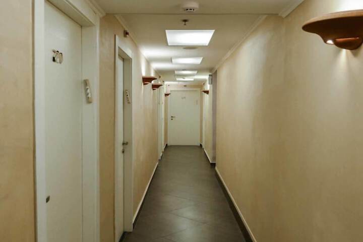 Ballroom/Hall 42 of 45