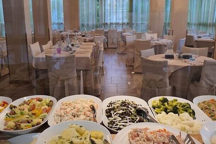 Dining 118 of 135
