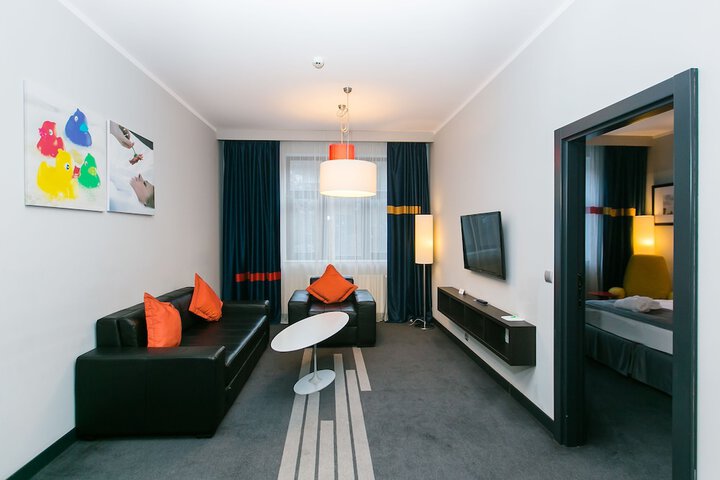 Room 47 of 140