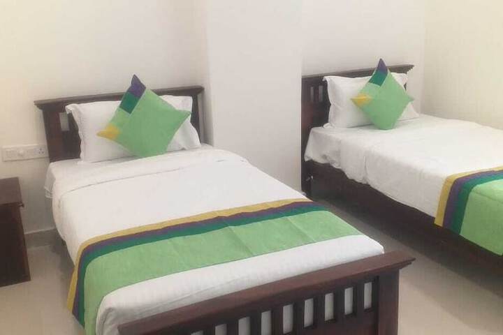 Room 3 of 7