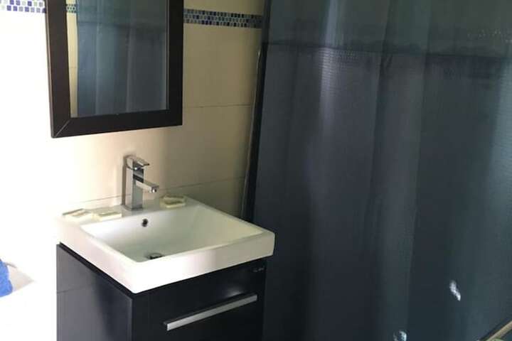 Room 15 of 36