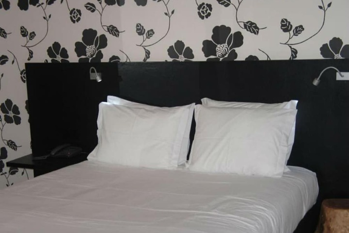 Room 8 of 51