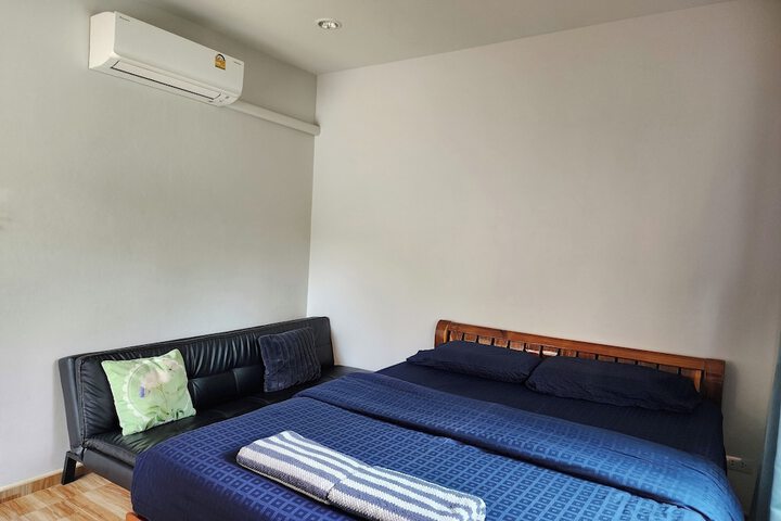 Room 5 of 26