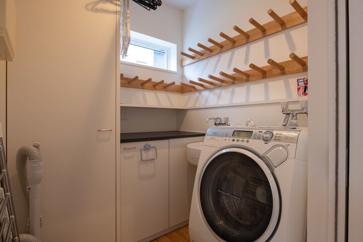 Laundry 9 of 21