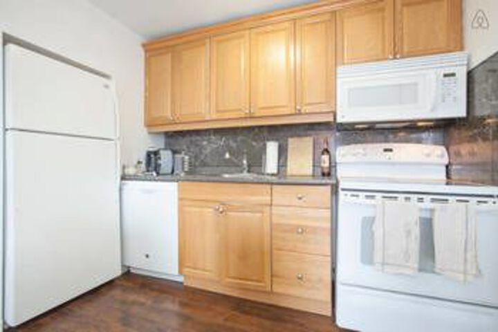 Room 16 of 20