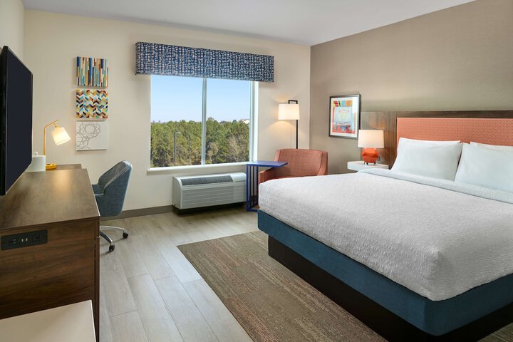 Room 4 of 14