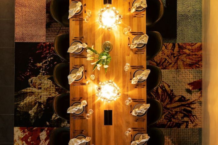 Dining 31 of 36