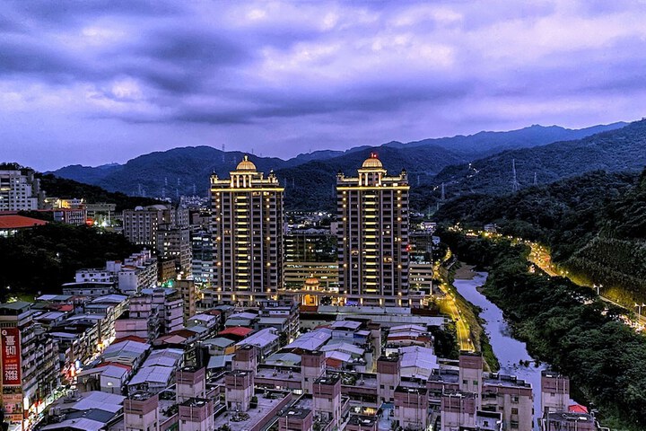 Hotel View 116 of 122