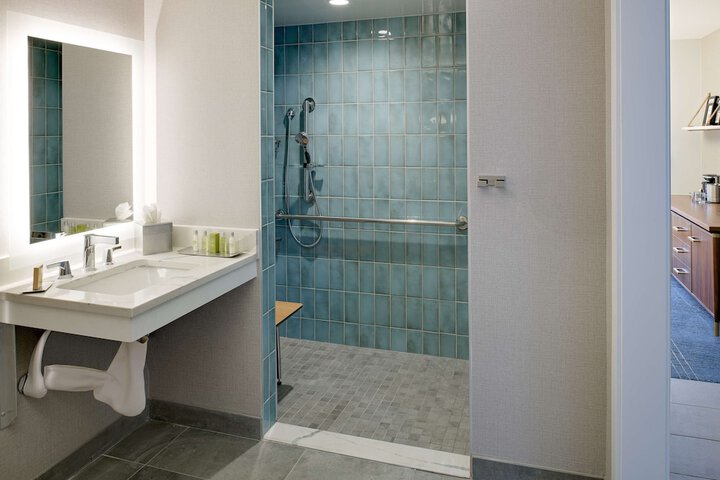 Bathroom shower