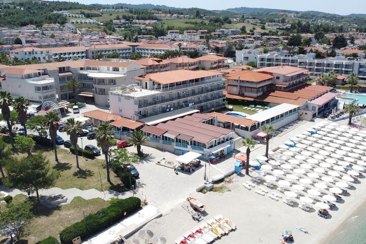 Hotel 77 of 95