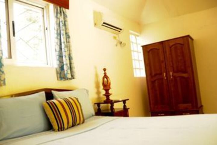 Room 28 of 52