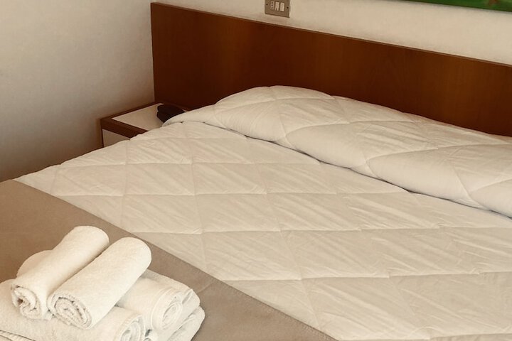Room 7 of 39