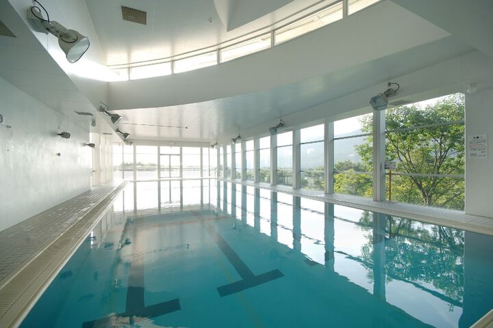 Pool Hotel