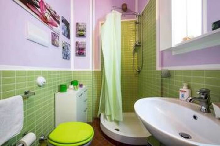Room 4 of 50